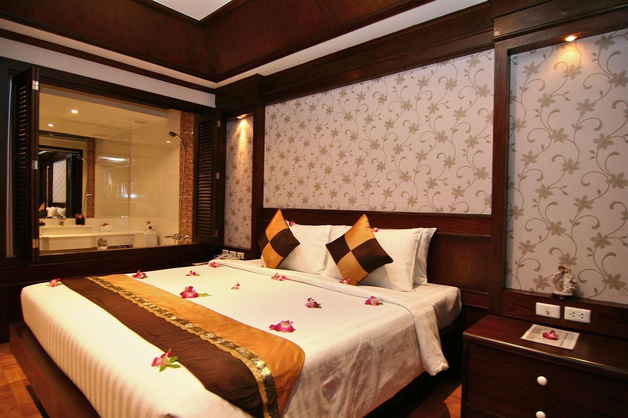 Rayaburi Hotel, Patong Eksteriør billede